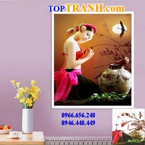 Tranh thêu thiếu nữ dưới trăng